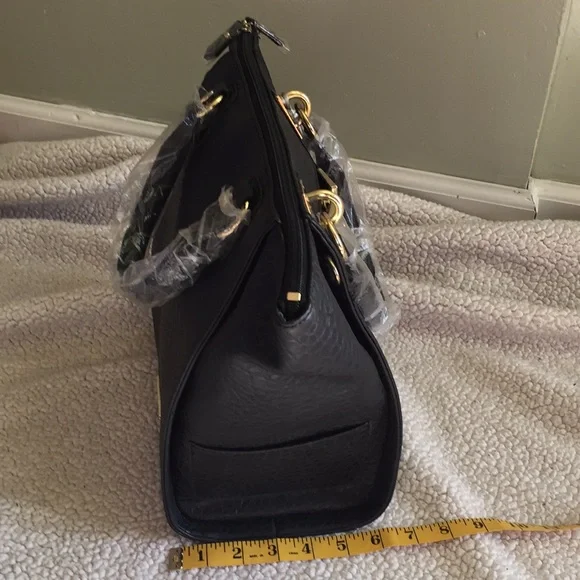 Danielle Nicole Alexa Tote - Picture 3 of 11